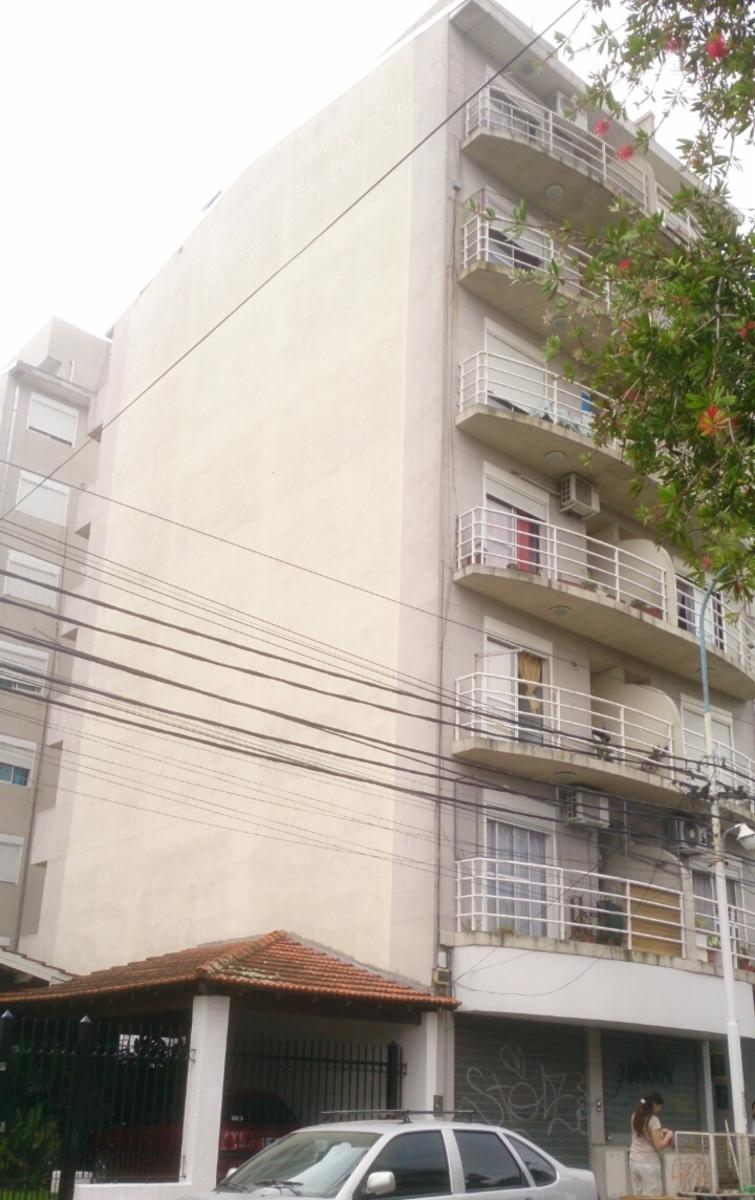 W. TATA AL 4500 · Tres De Febrero — foto 4