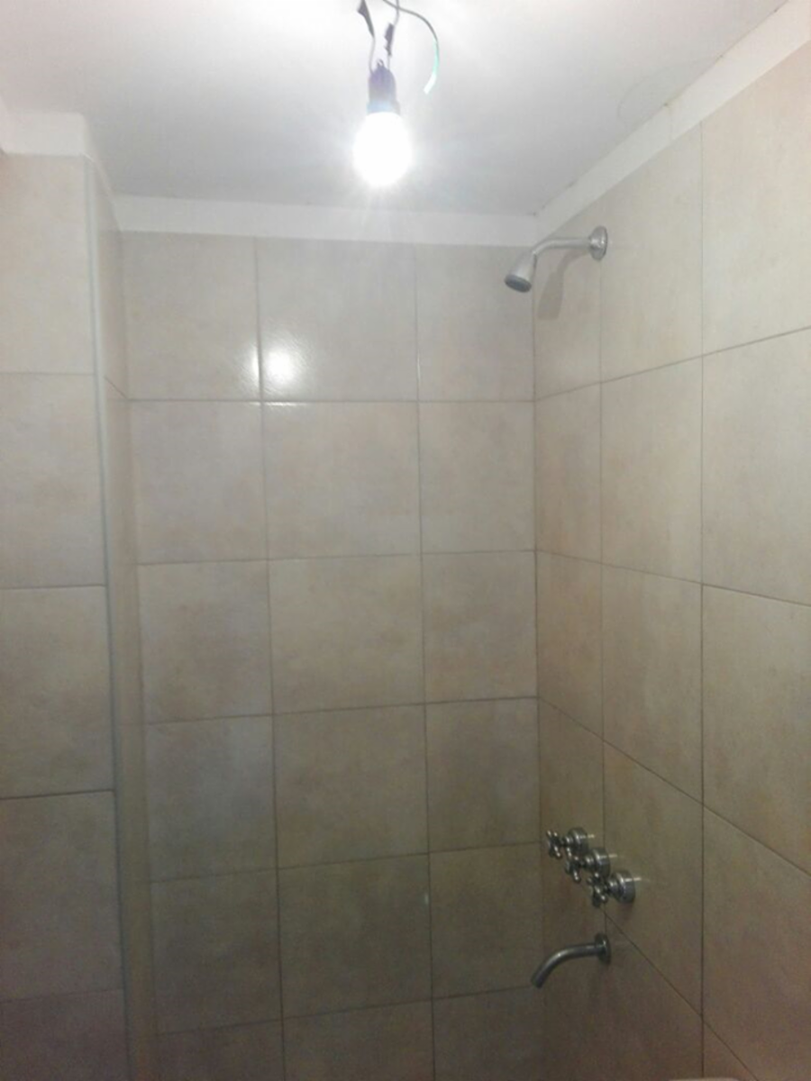 AV. Pte. Juan DOmingo Peron 1080 · San Miguel — foto 12