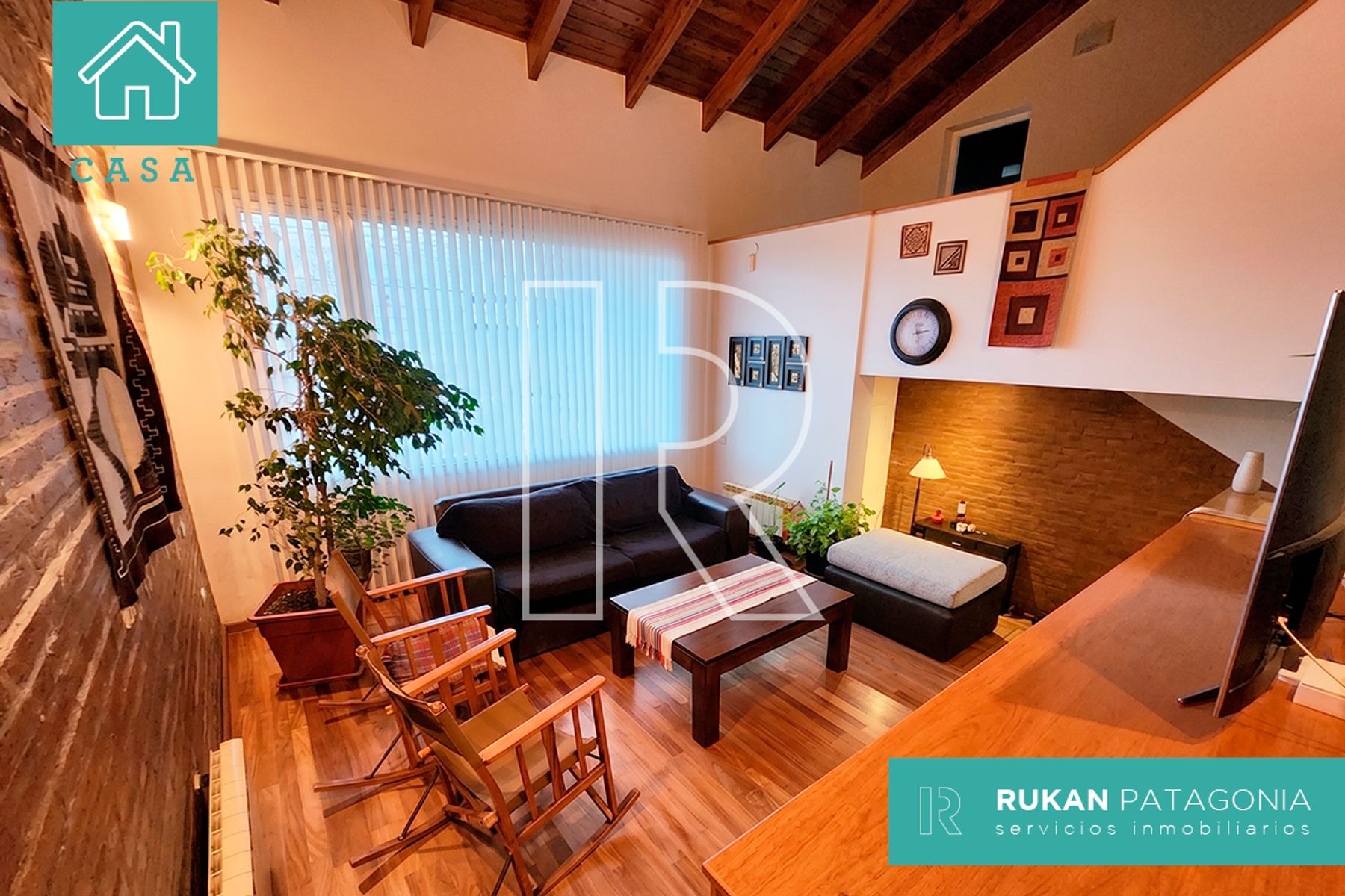 #AlquilerRUKAN | Casa Nivel Gerencial | 3 Habitaciones | Barrio MIRADOR | Caleta Olivia.-
