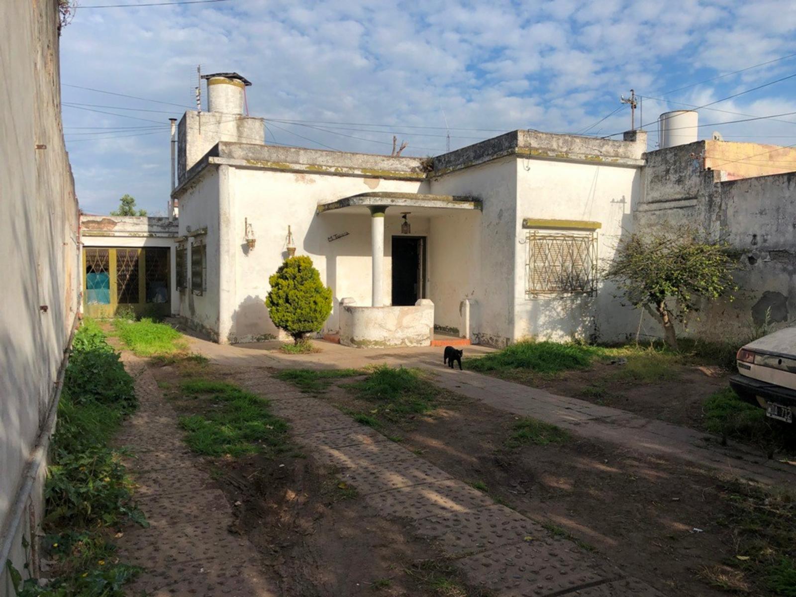 San Lorenzo 700 · Morón — foto 3