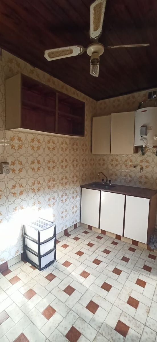 AV 25 DE MAYO 1600 · Lanús — foto 7