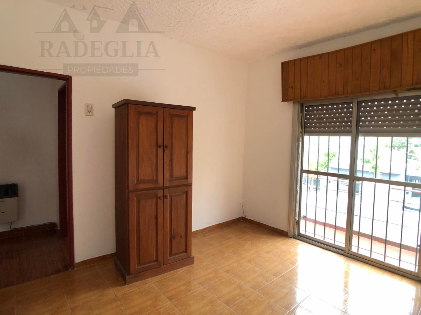 Lacamera 1161 - Burzaco · Almirante Brown — foto 9