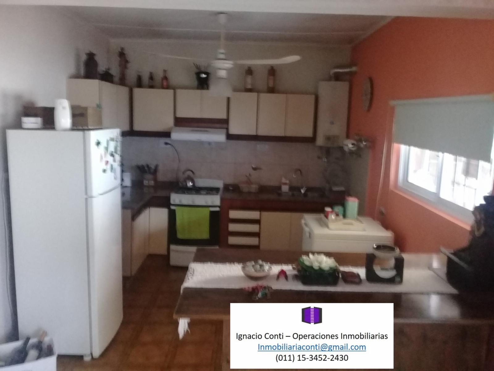 Ilia (ex calle 265) · Quilmes — foto 3