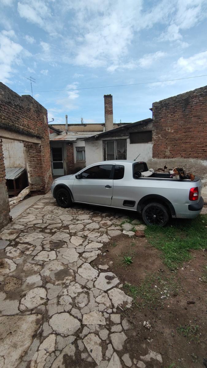 VENDO CASA C/LOCAL EN ORENSE (JP.RIGLOS 160) · Tres Arroyos — foto 14