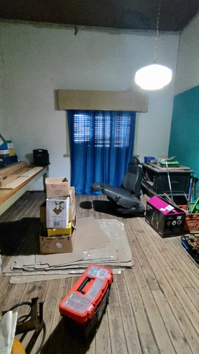 VENDO CASA C/LOCAL EN ORENSE (JP.RIGLOS 160) · Tres Arroyos — foto 15