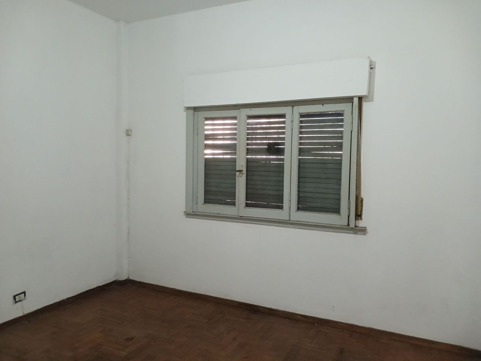 Bergamini 1400 · Morón — foto 4