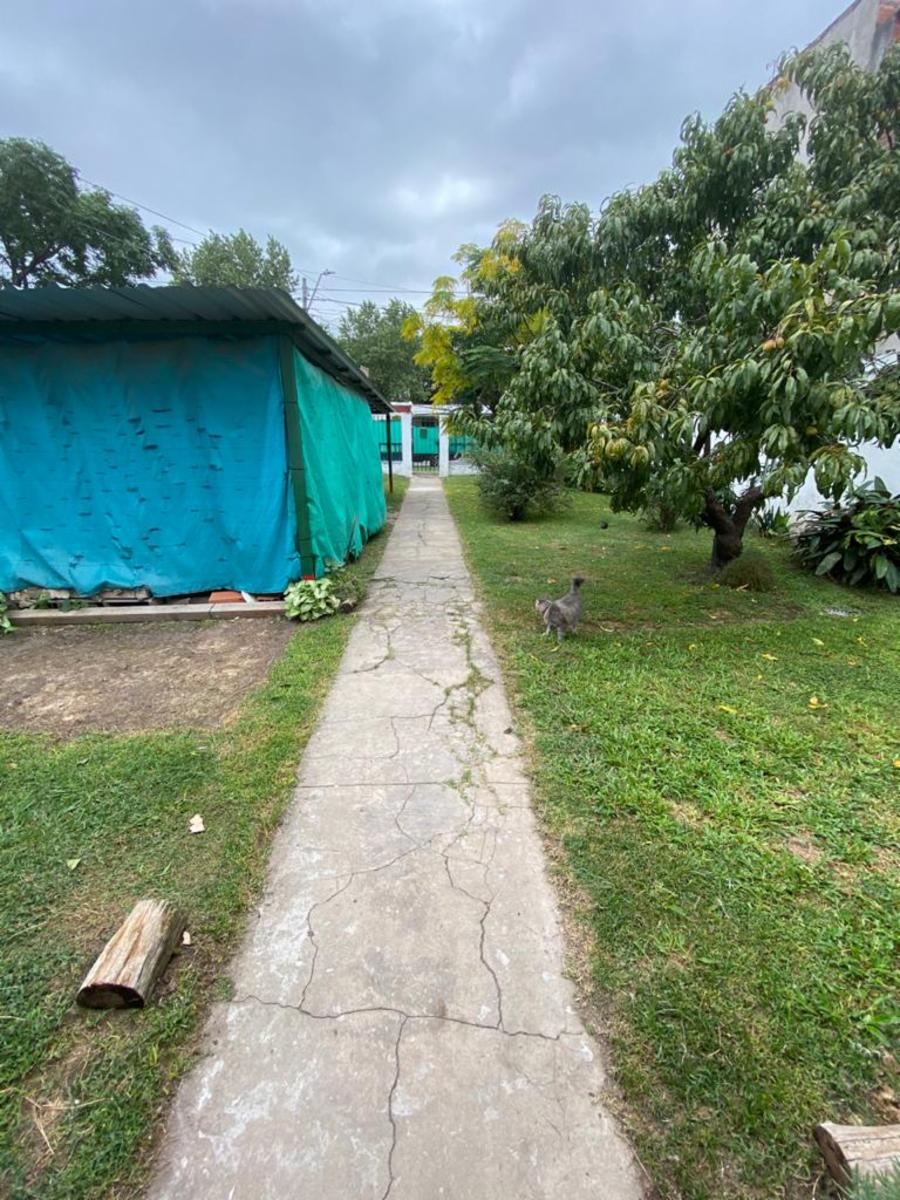 VENTA CASA AMPLIA CON IMPORTANTE LOTE