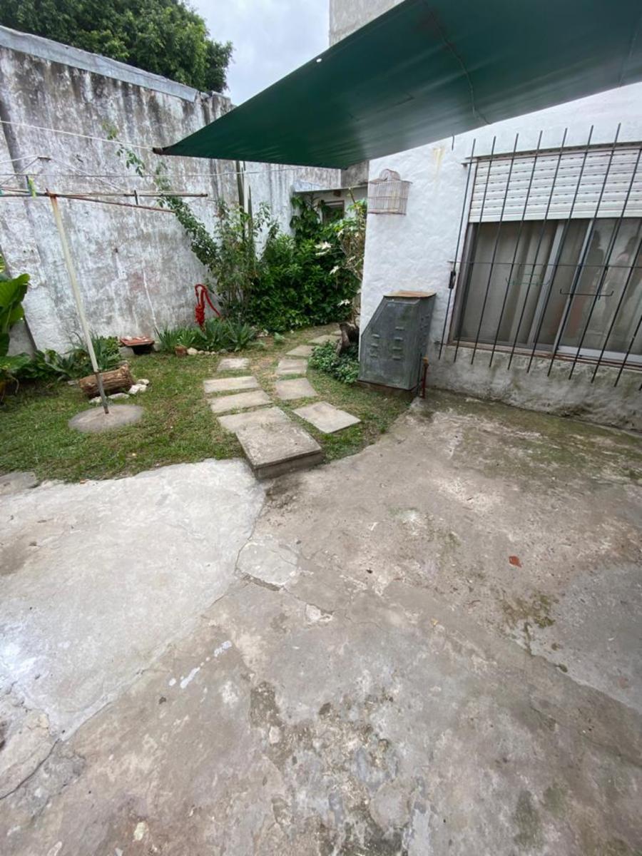 CASTRO BARROS · Hurlingham — foto 3