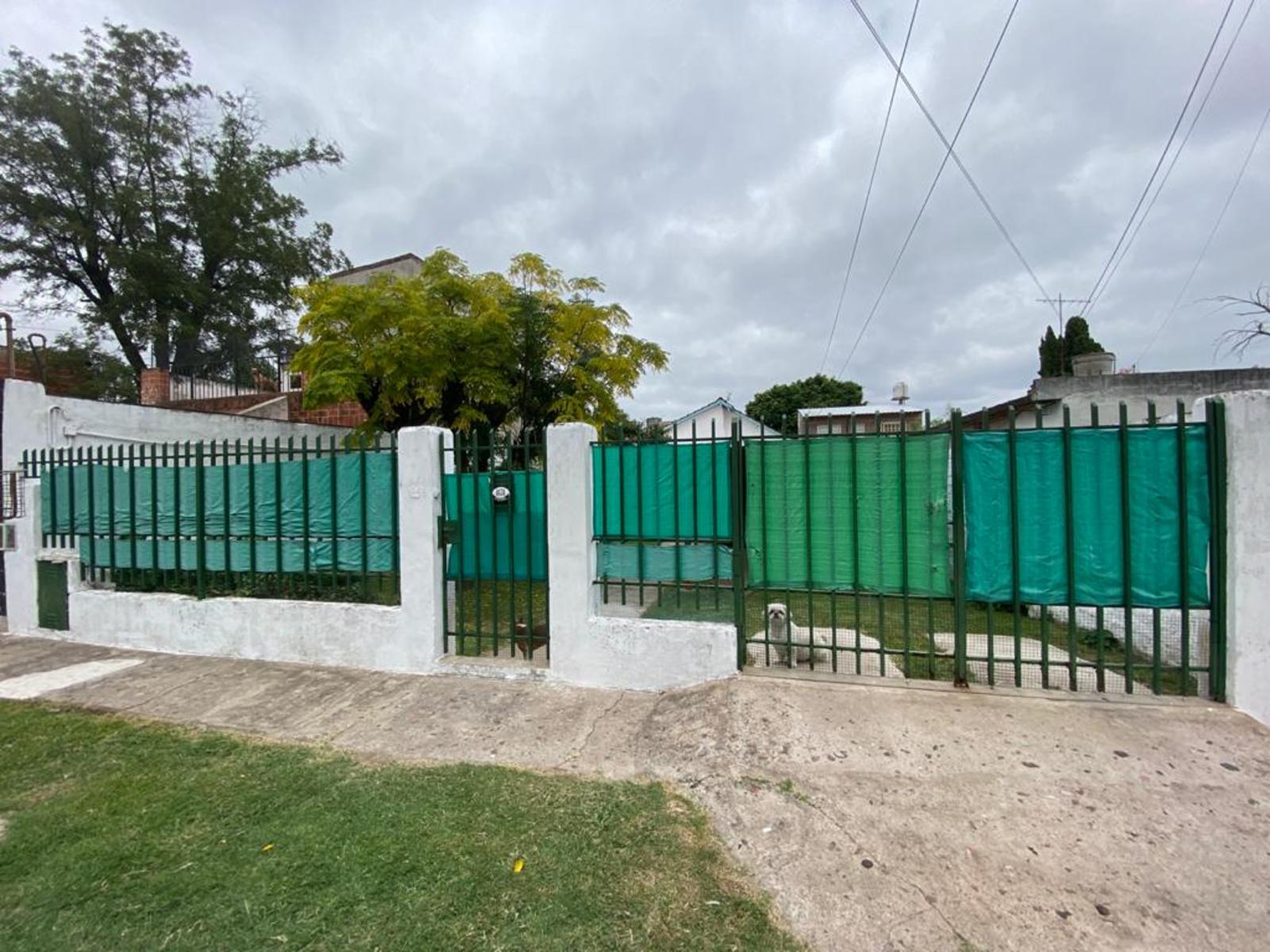 CASTRO BARROS · Hurlingham — foto 6