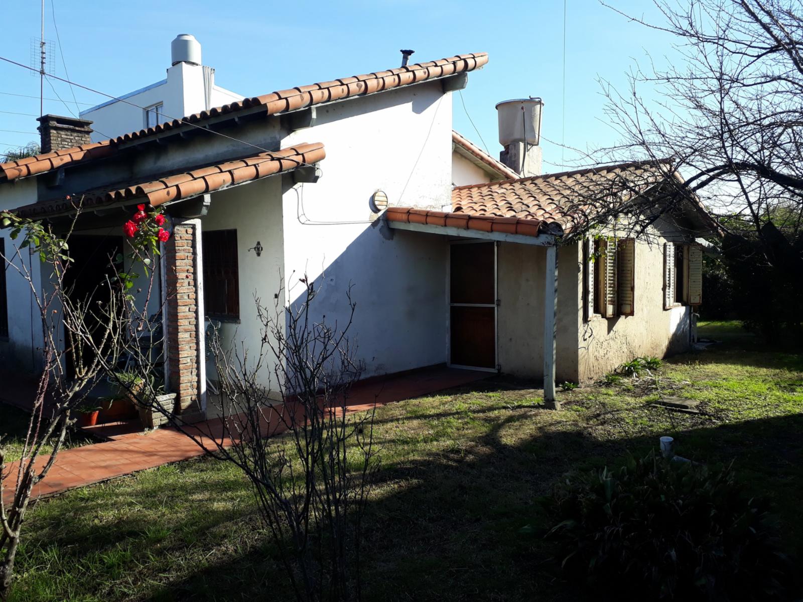 Casa Chalet En Venta Lote 20x25 Los Aztecas  4900 Hurlingham