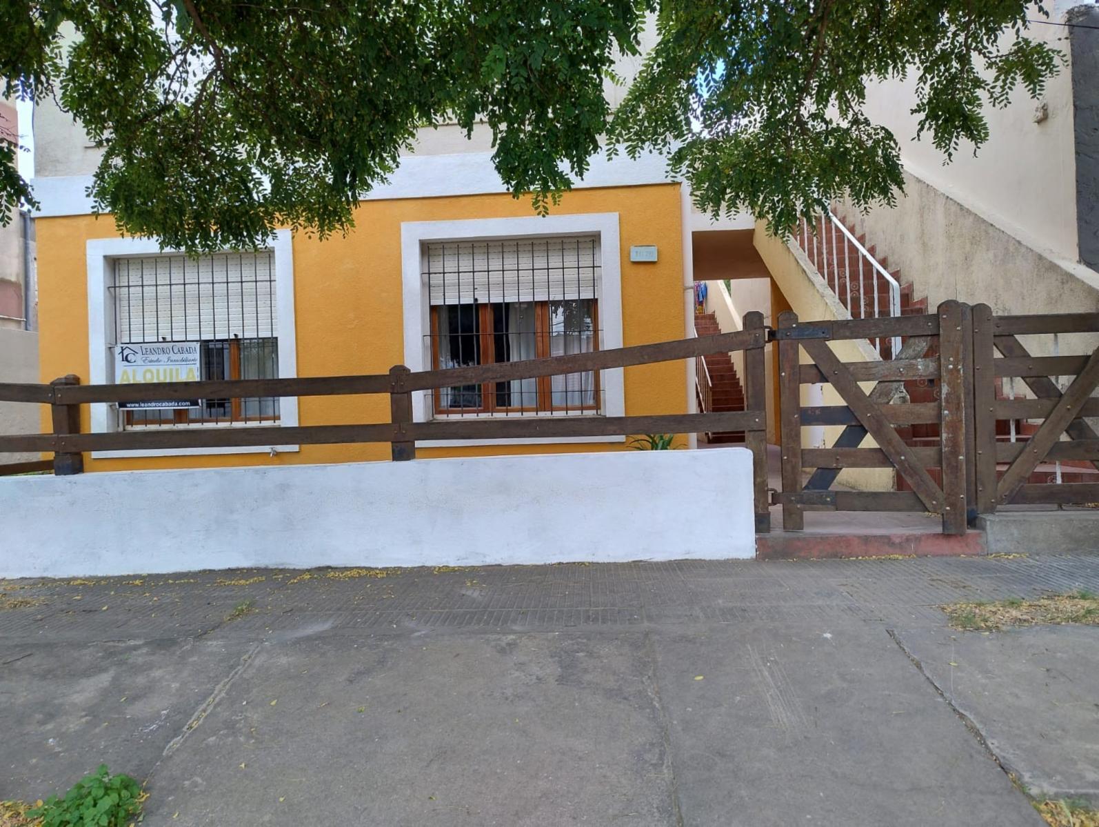 bahia blanca 1079 · Monte Hermoso — foto 10