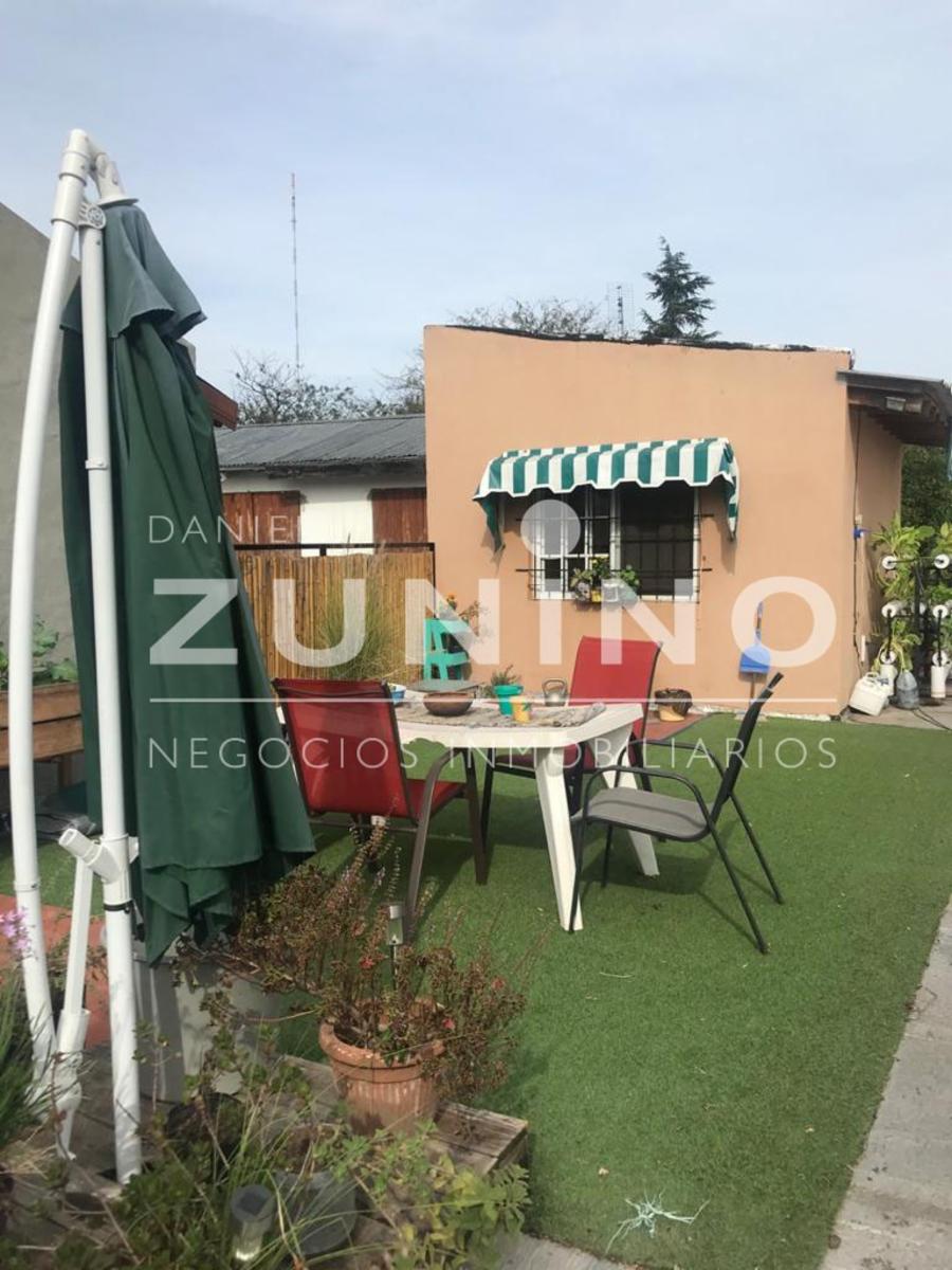 Dúplex de cuatro ambientes a la venta en Bella Vista, ESCUCHA OFERTAS
