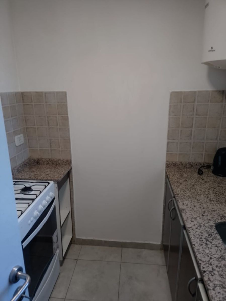 Bartolomé Mitre 751 · Morón — foto 13