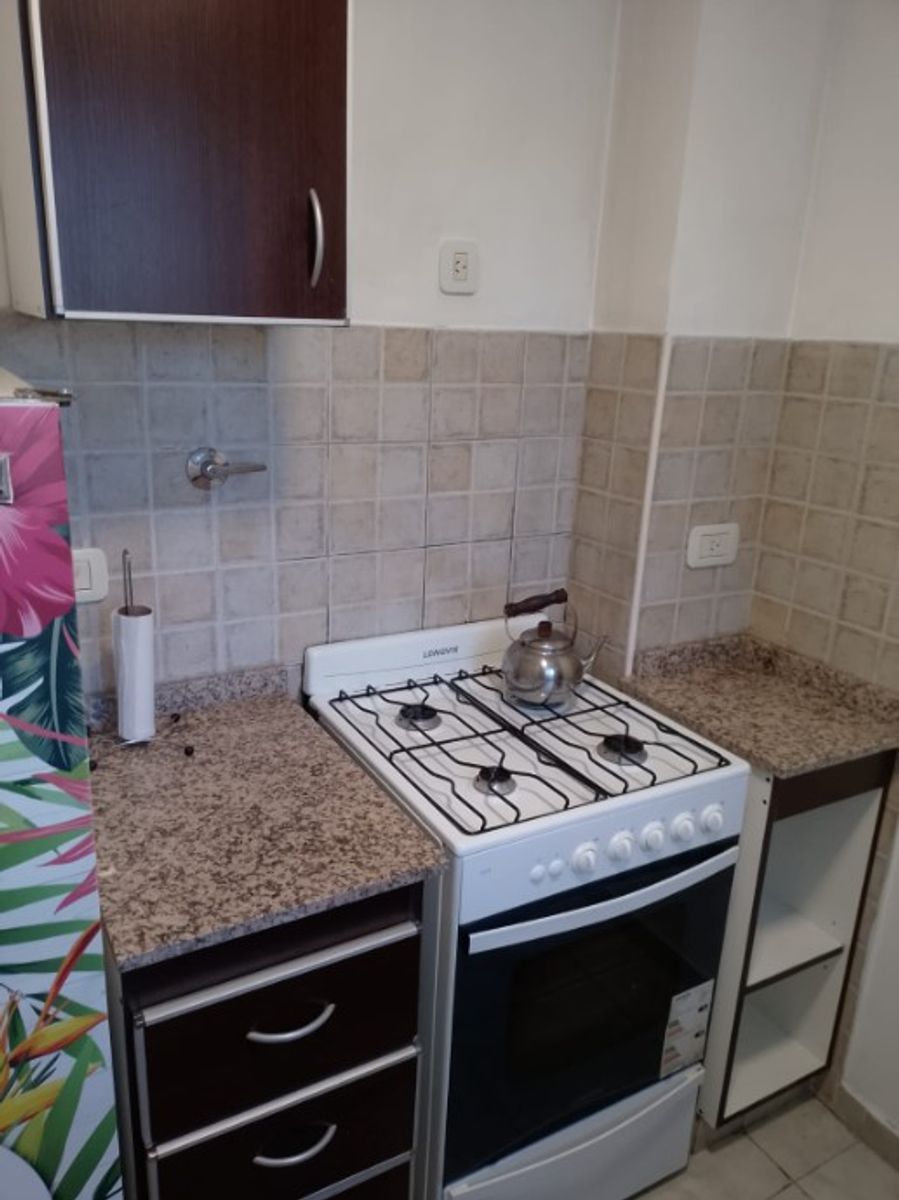 Bartolomé Mitre 751 · Morón — foto 5