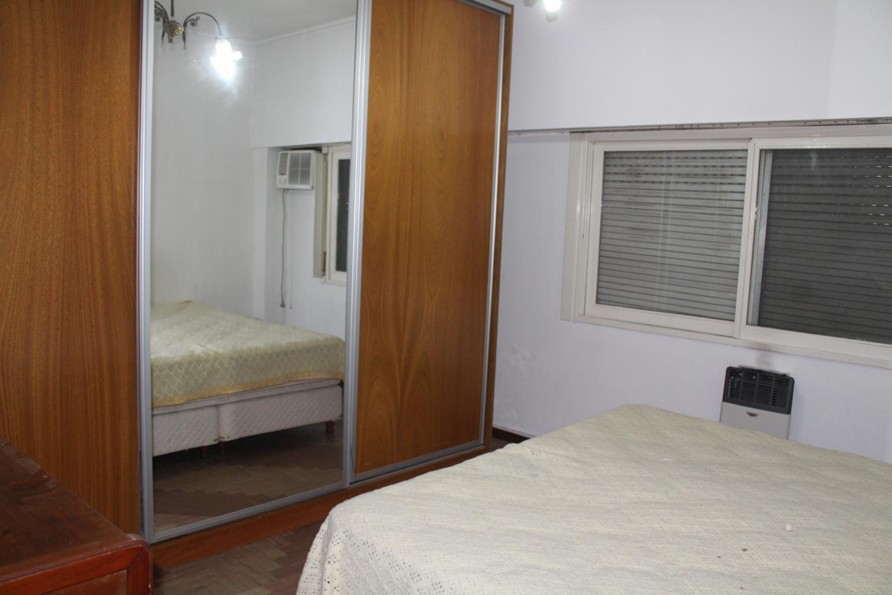 ARISTOBULO DEL VALLE 4821 · Tres De Febrero — foto 3