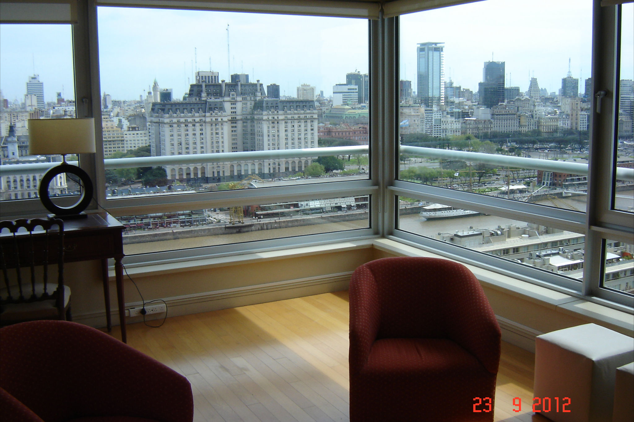 Azucena Villaflor 450 · Puerto Madero — foto 4