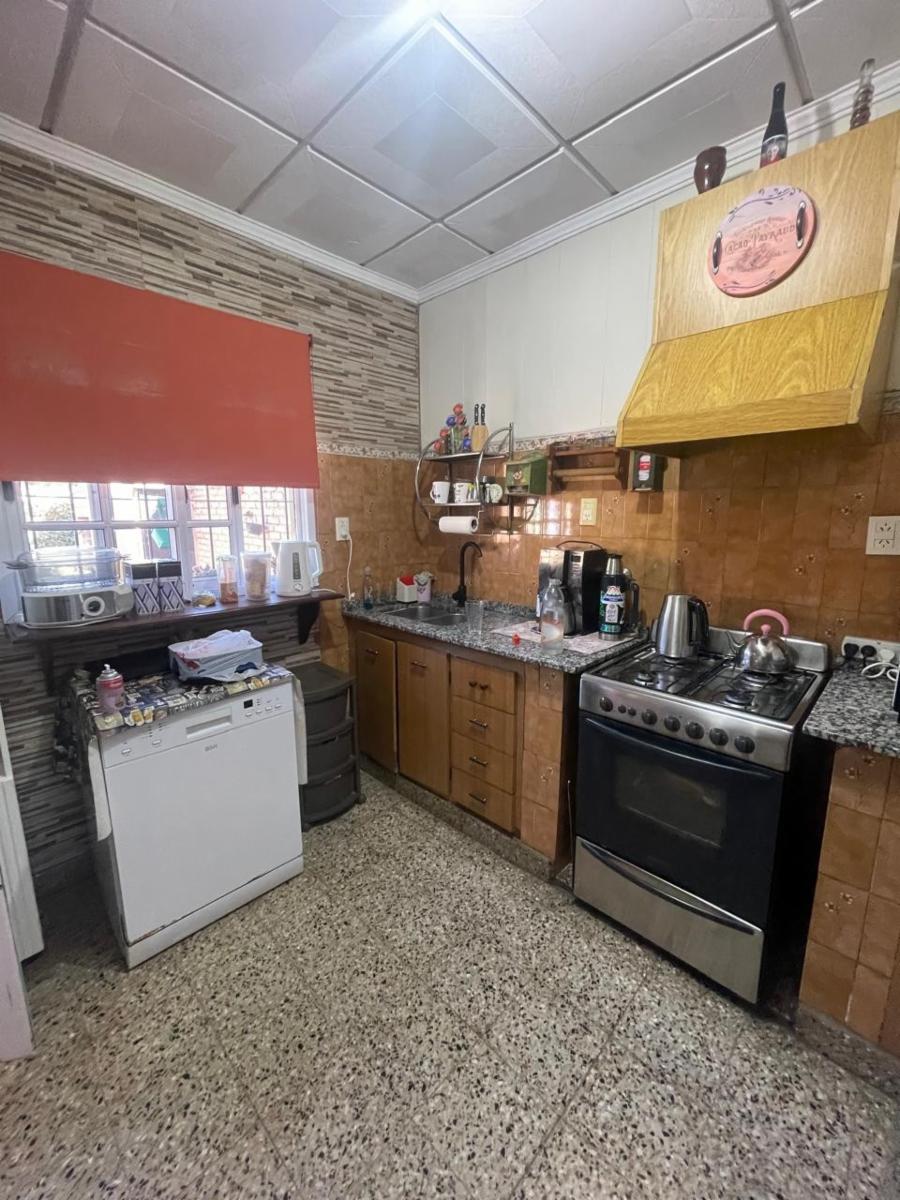 Ozanam 2480 · Morón — foto 16