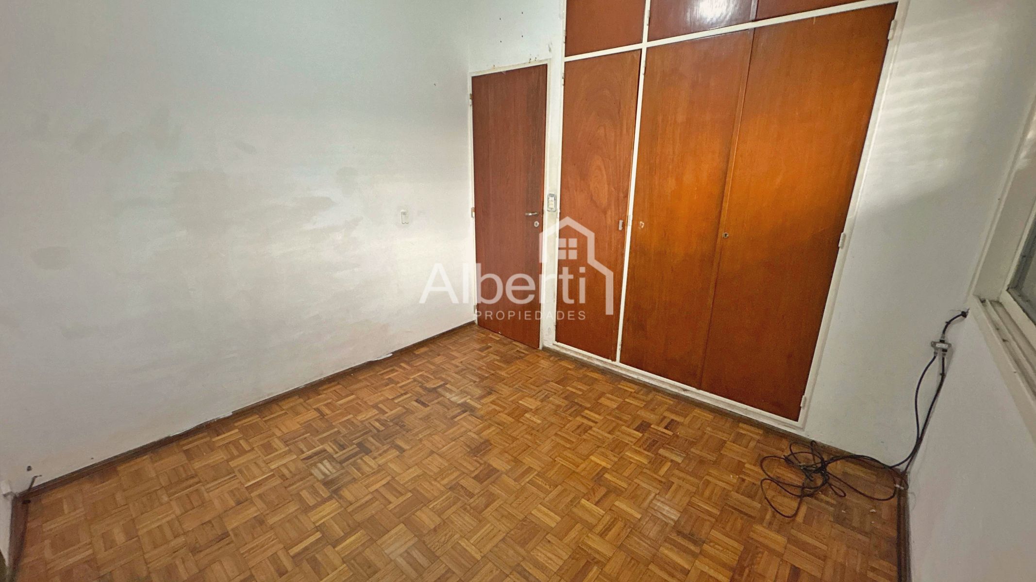 Esmeralda 880 · Morón — foto 21