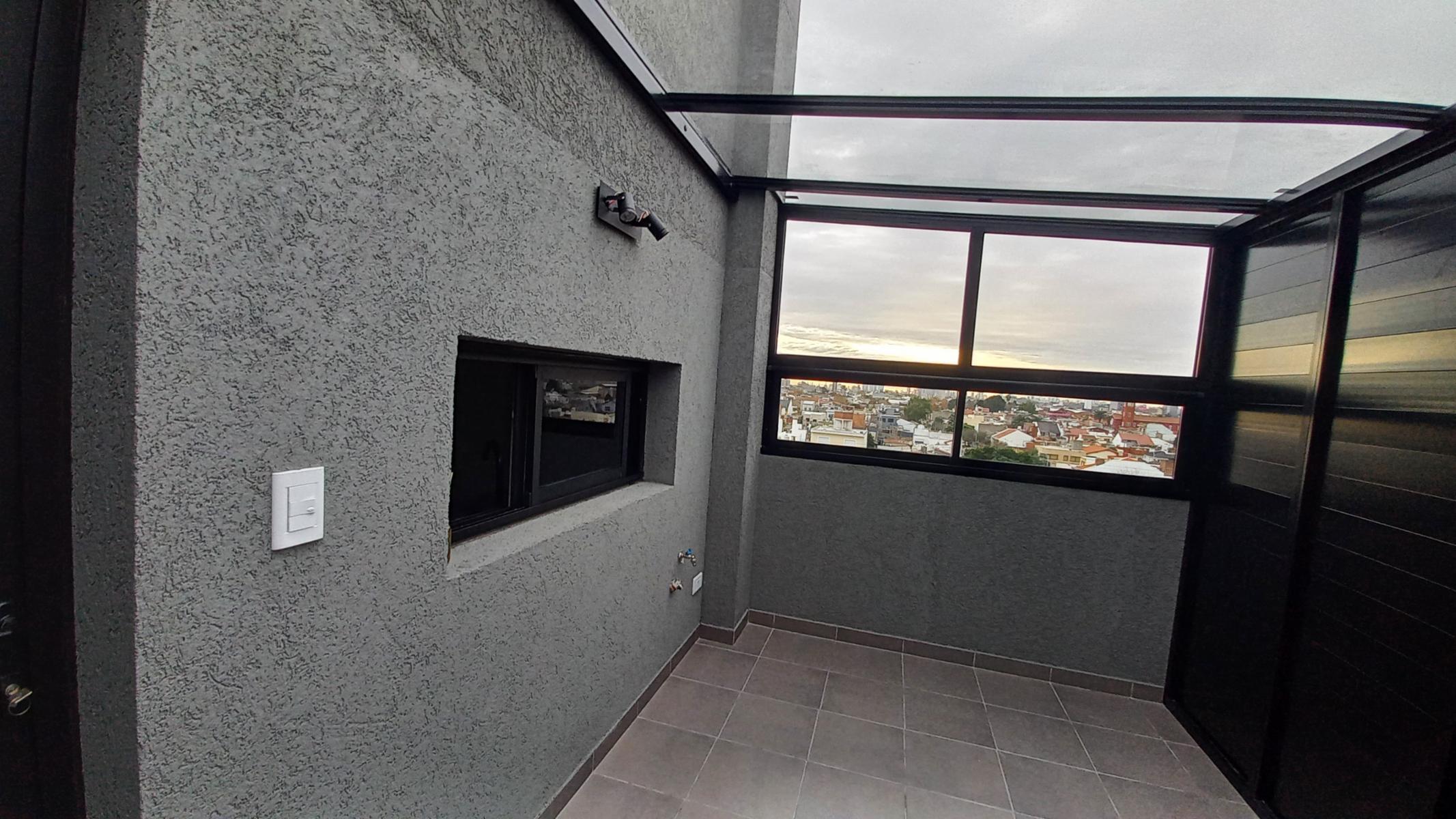 JEAN JAURES 1917 · Lanús — foto 3