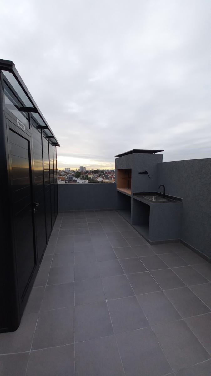 JEAN JAURES 1917 · Lanús — foto 8