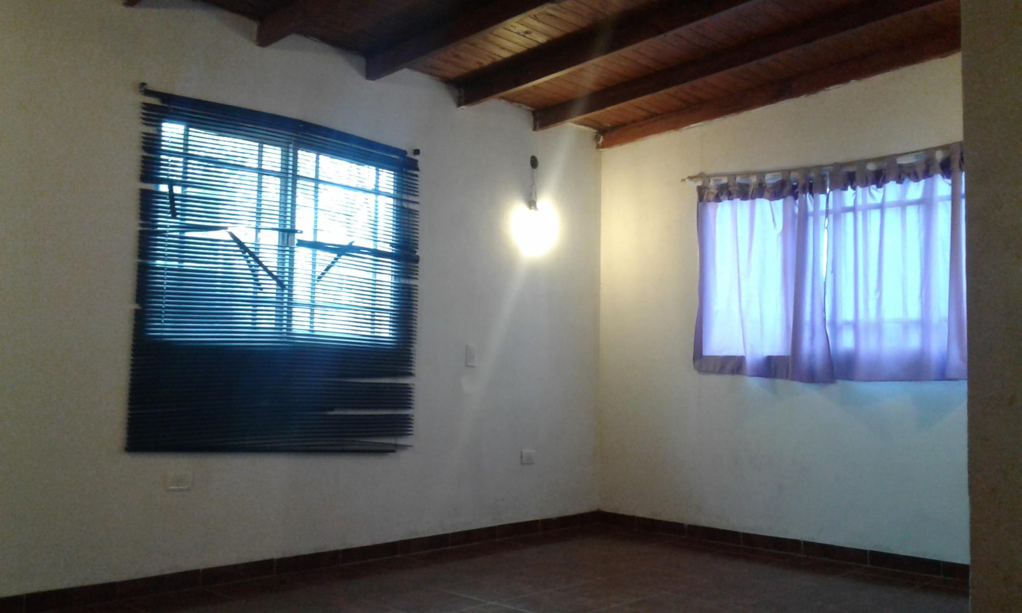 LIBERTAD AL 900 · Escobar — foto 8