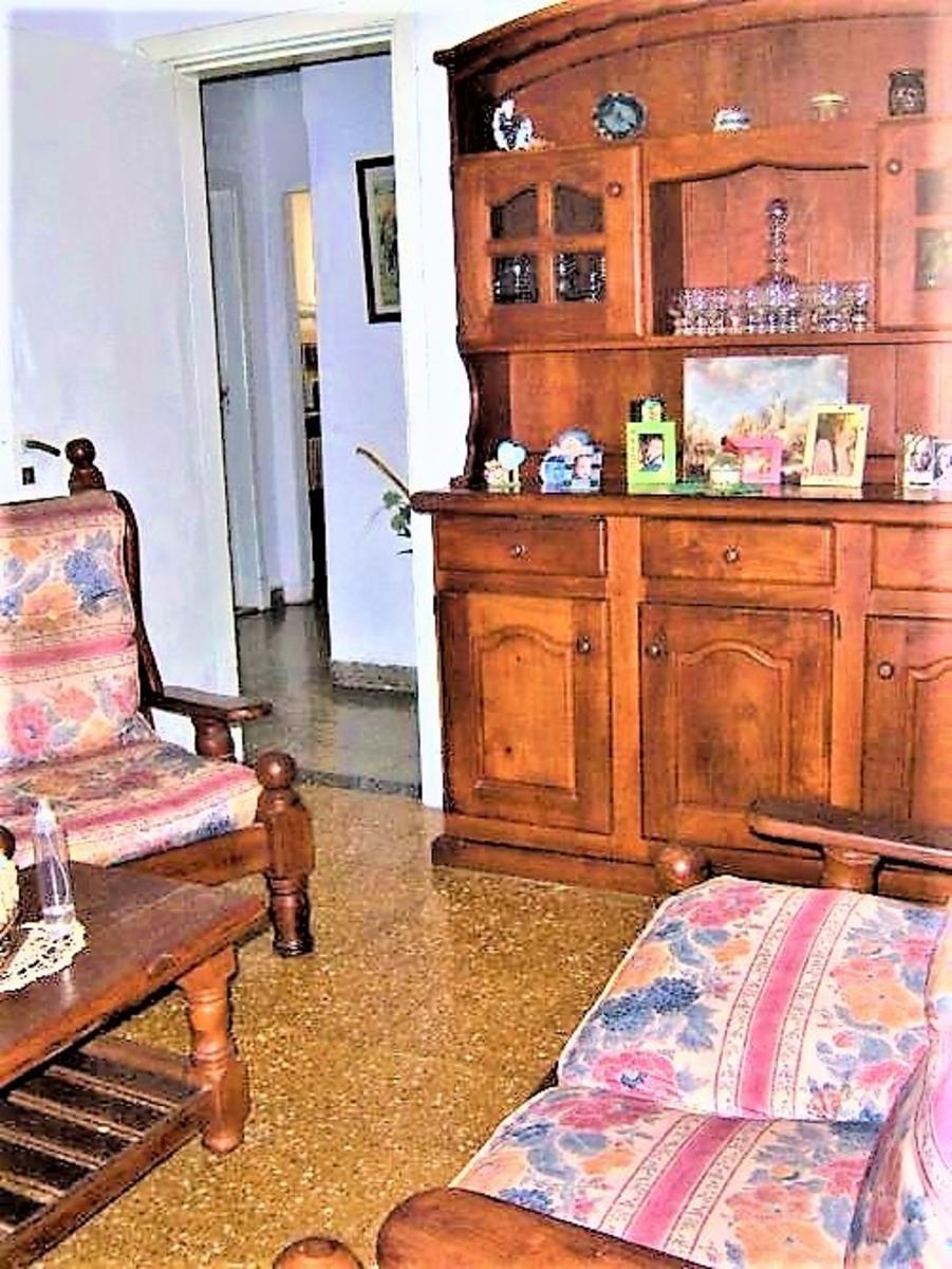 GRAL. CAMPOS 1375 · Lomas De Zamora — foto 3