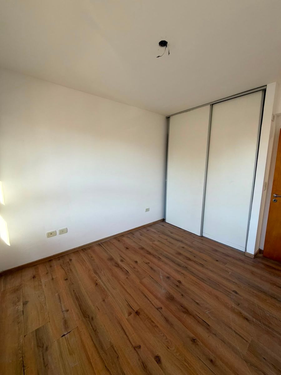 RICARDO GUTIERREZ 766 · Morón — foto 13