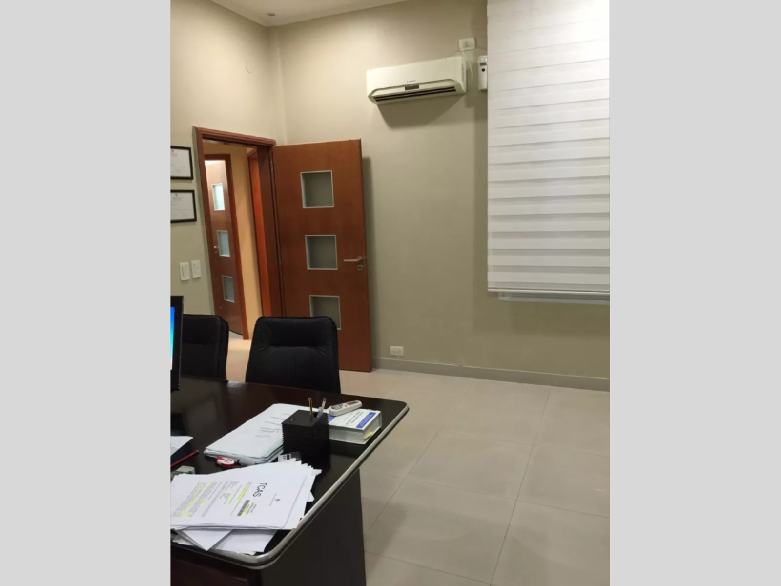 Corrientes 1200 · Tribunales — foto 3