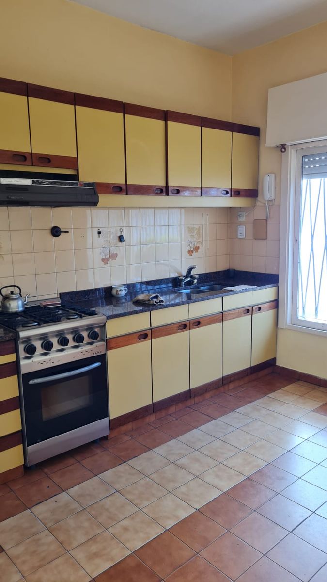 CARABOBO 1720 VILLA LUZURIAGA · La Matanza — foto 4