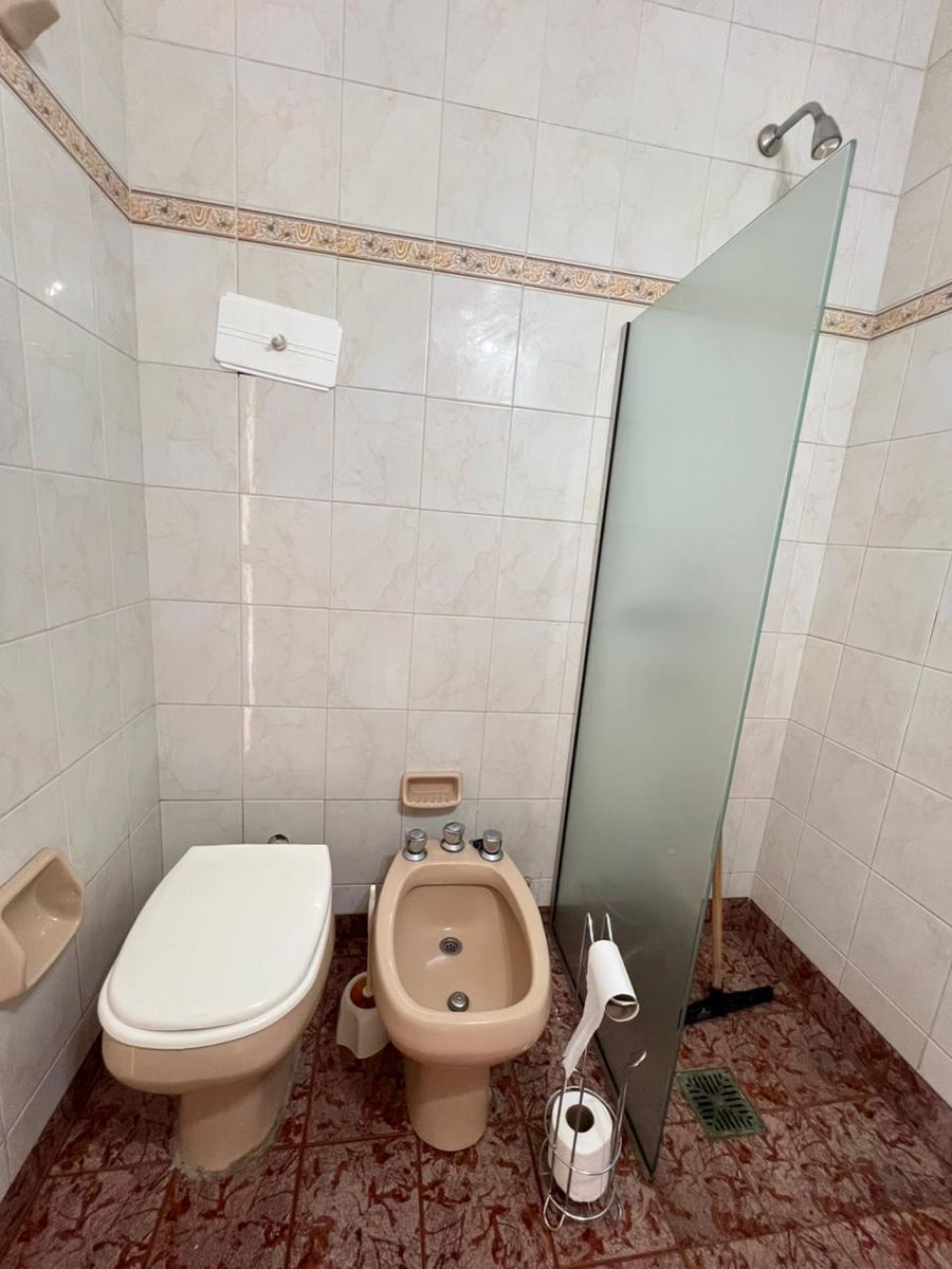 Casa en barrio 7 Jefes