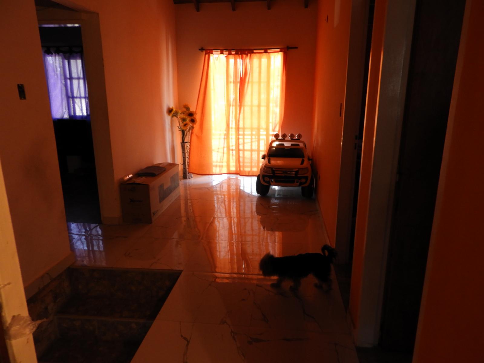 LARROCA 2493 · Escobar — foto 4
