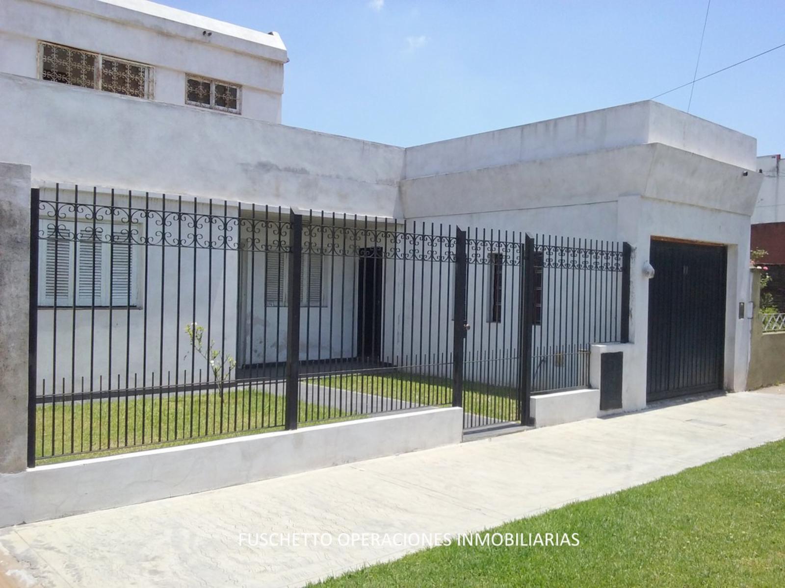 VENTA - ALDO BONZI -  CASA EN LOTE PROPIO - COD 883