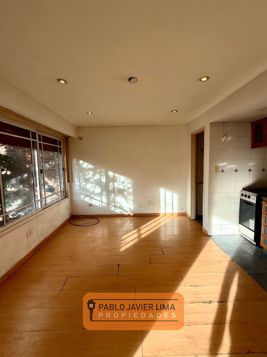 MANUEL BELGRANO 4982 · Tres De Febrero — foto 5