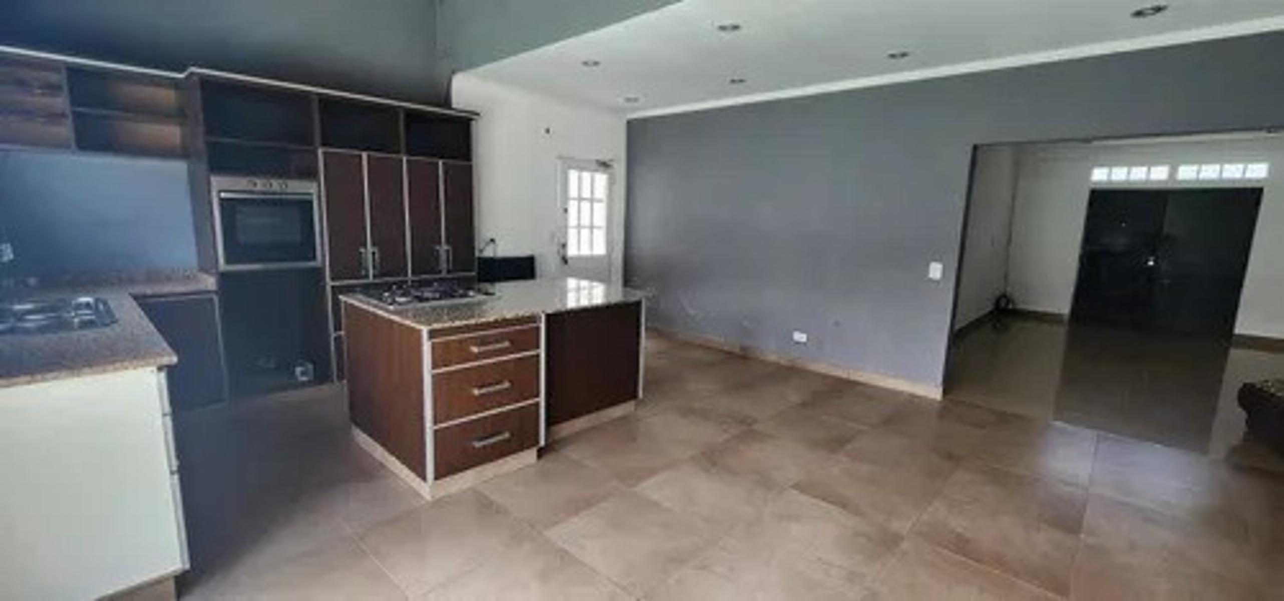 HUAURA 853 · Morón — foto 17