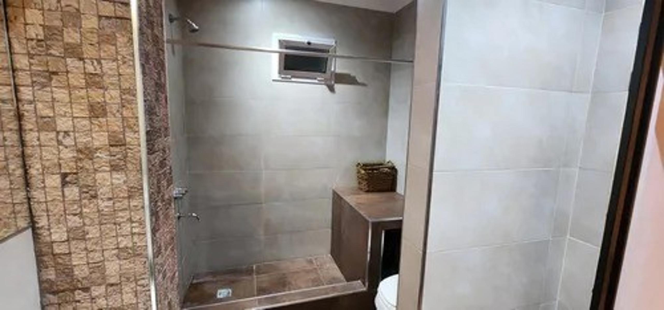 HUAURA 853 · Morón — foto 21