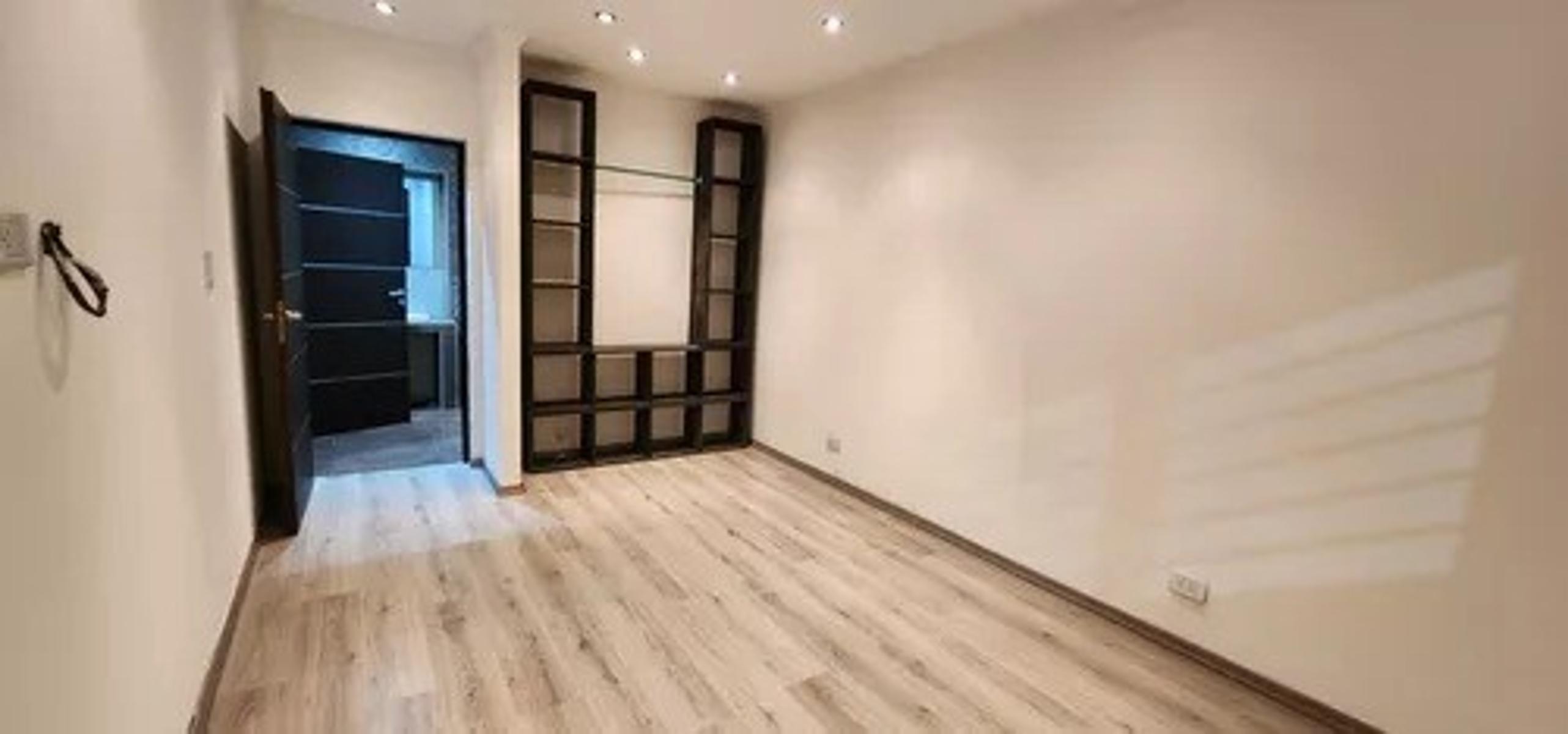 HUAURA 853 · Morón — foto 6