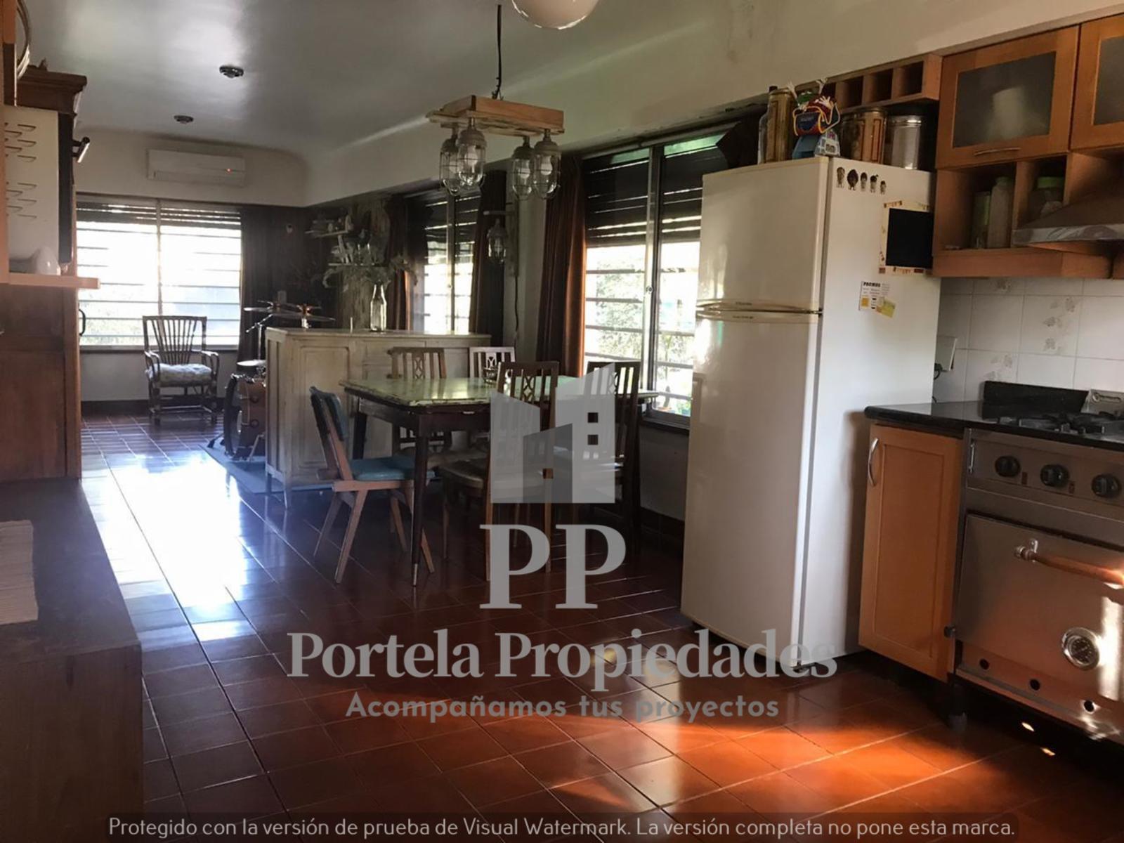 AZTECA Y VALENTÍN GÓMEZ · Moreno — foto 8