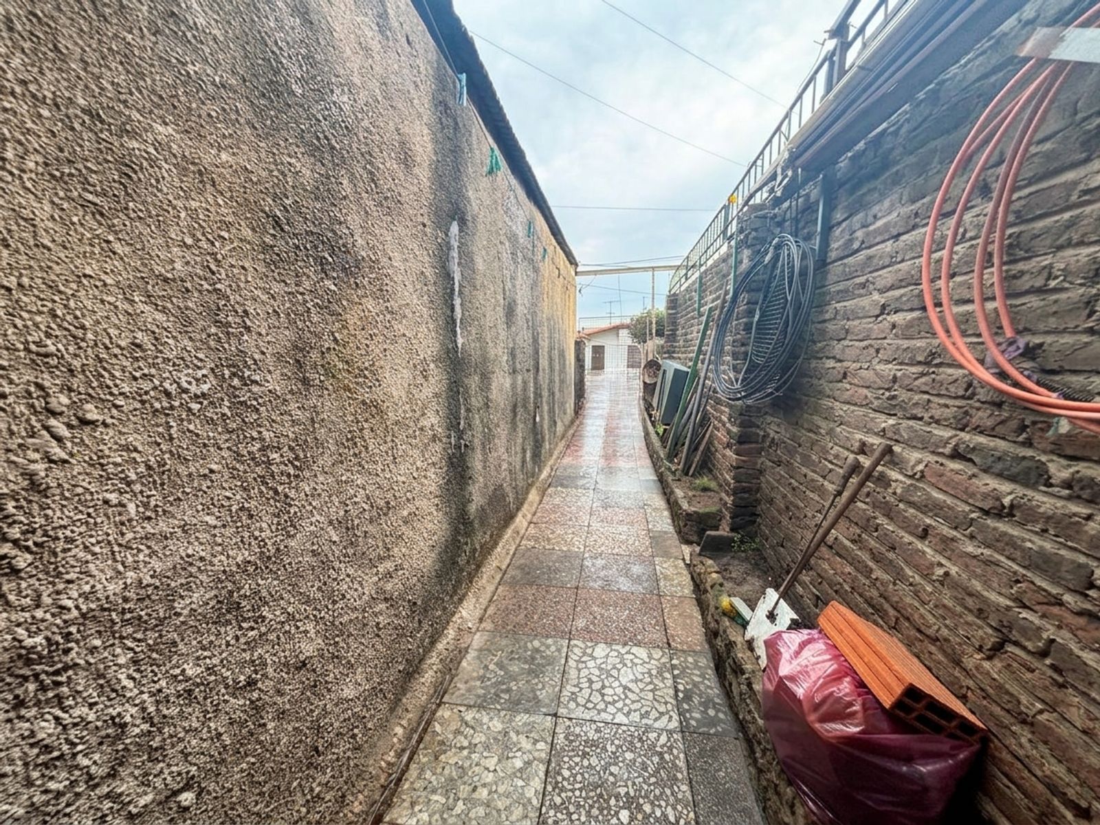Husares 1592 · La Matanza — foto 9
