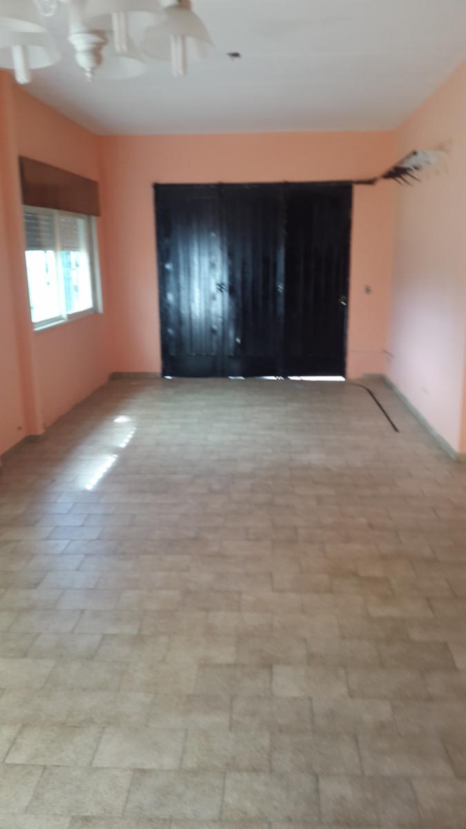 IMPORTANTE PROPIEDAD DE 3 AMBIENTES EN ESQUINA EN DOS LOTES