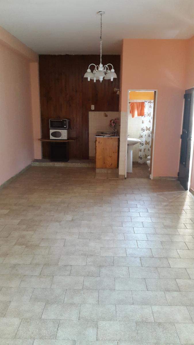 BALCARCE al 1800 · Morón — foto 3