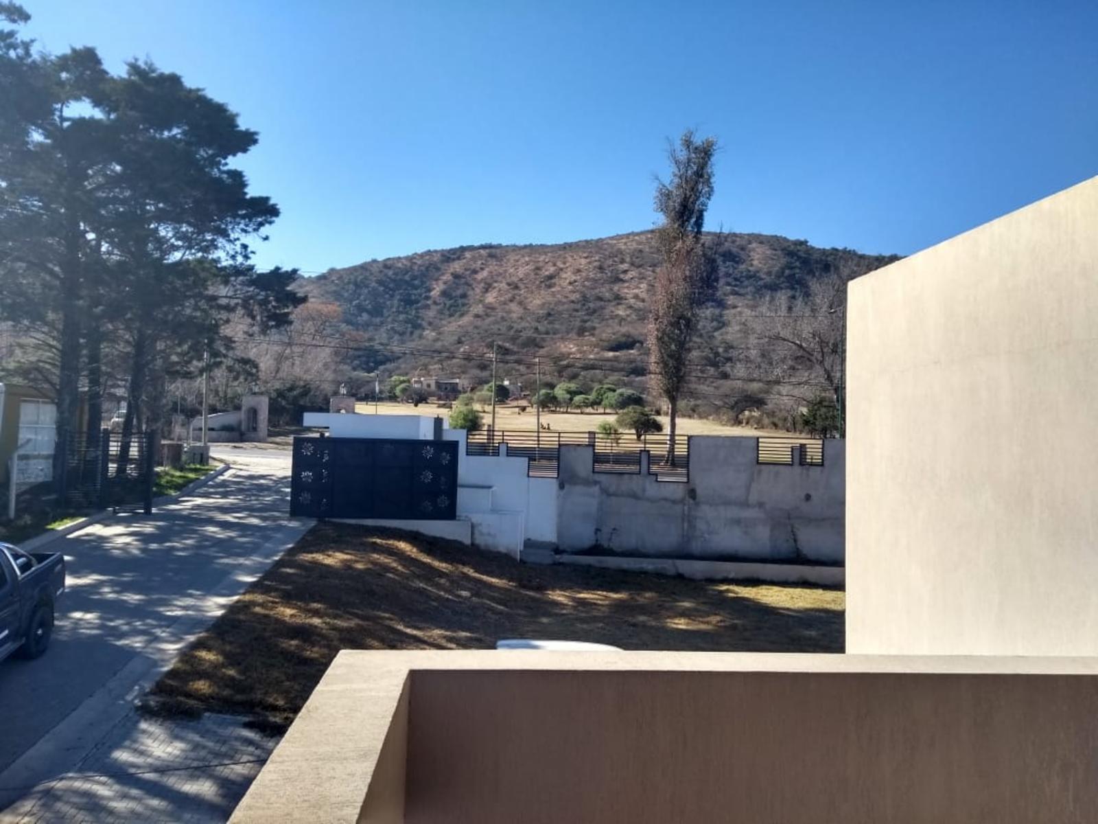 A 10 MINUTOS DEL CENTRO DE CARLOS PAZ · Punilla — foto 30