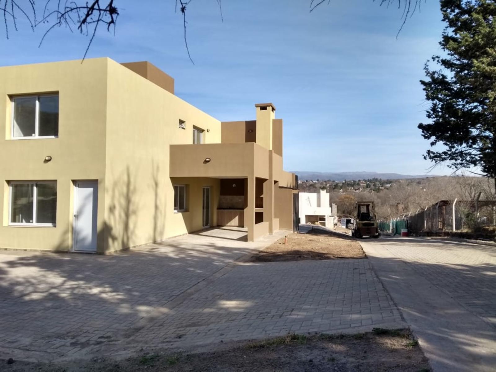 A 10 MINUTOS DEL CENTRO DE CARLOS PAZ · Punilla — foto 6