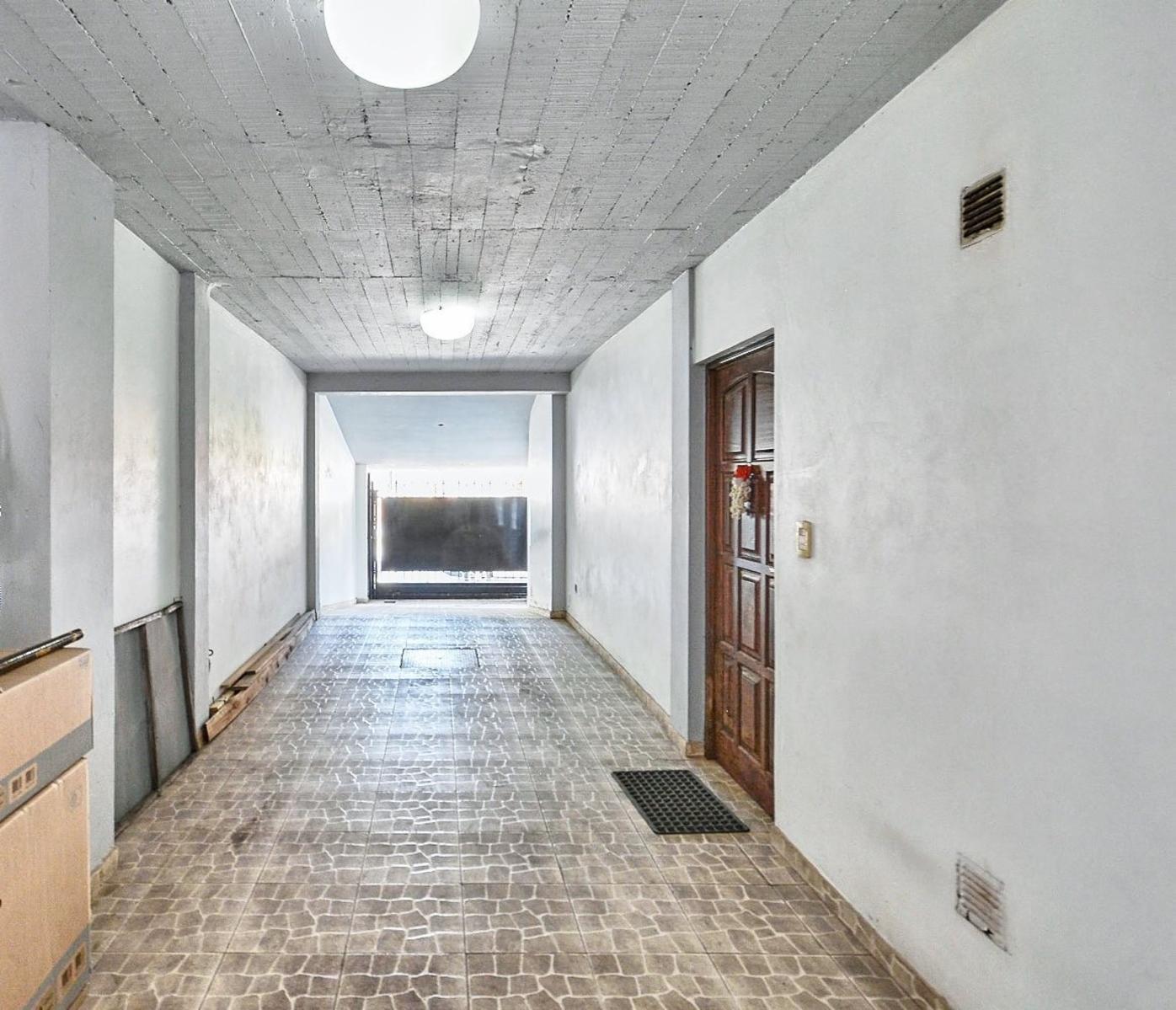 Felix Frias 2800 · Hurlingham — foto 30