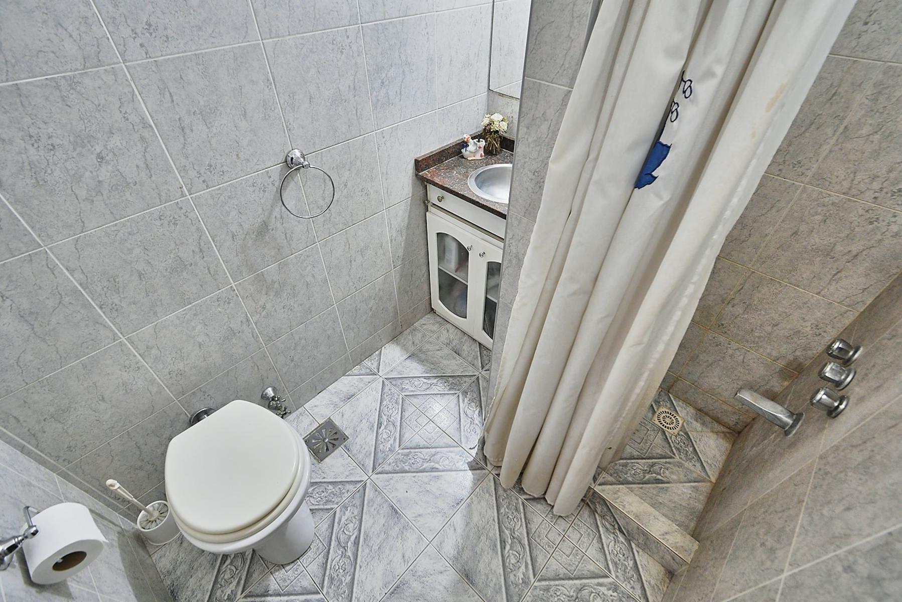 Felix Frias 2800 · Hurlingham — foto 10