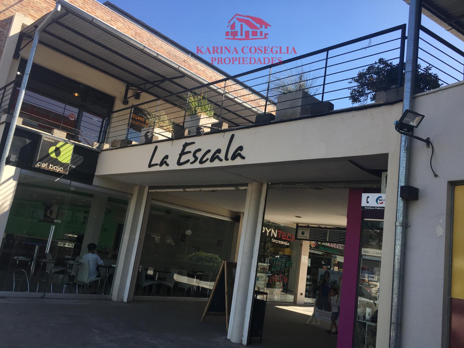 2 LOCALES EN VENTA . GALERIA LA ESCALA. PILAR