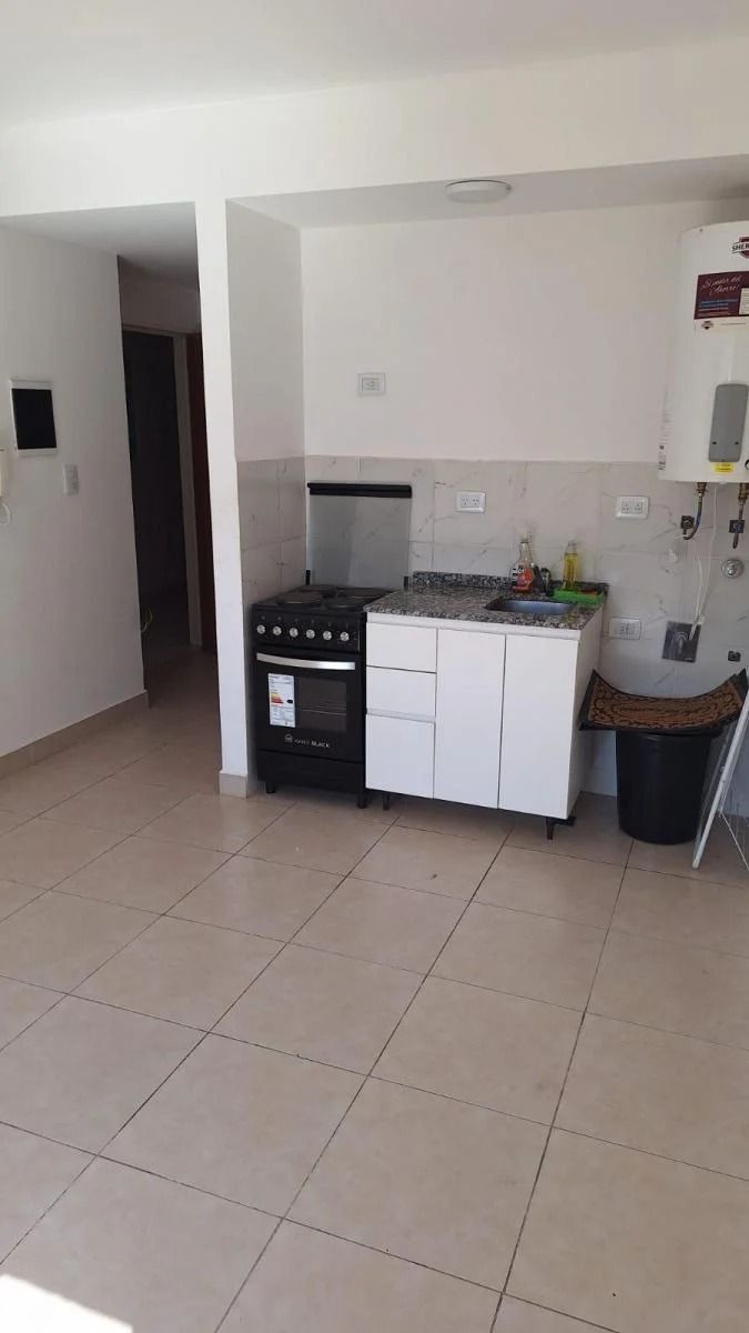 AV RIVADAVIA 9615 · Villa Luro — foto 9