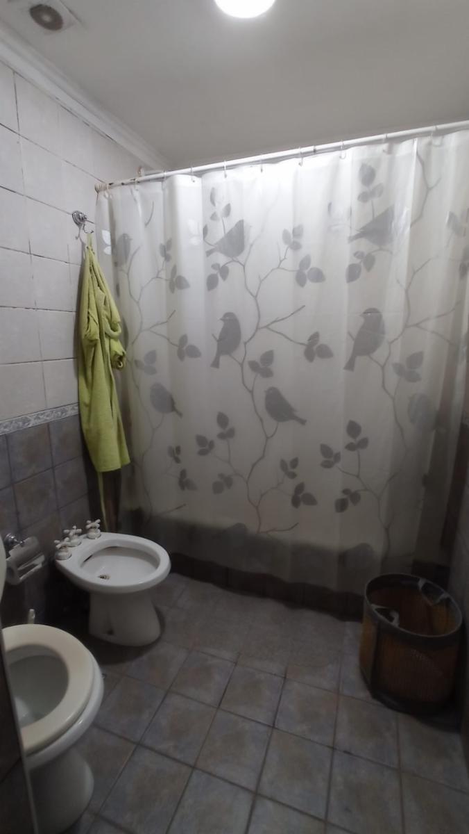 AV 25 DE MAYO 1700 · Lanús — foto 9