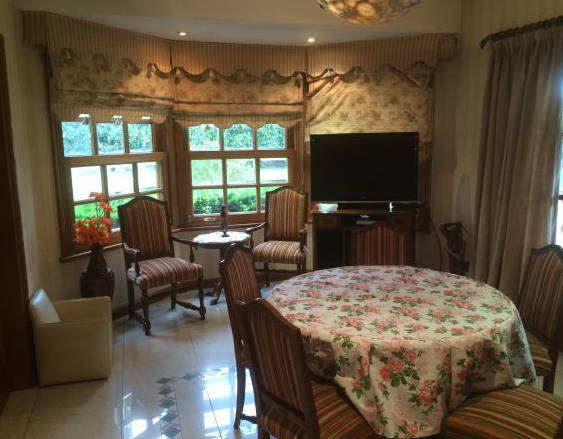Casa de excelente calidad en Country St. Thomas Sur