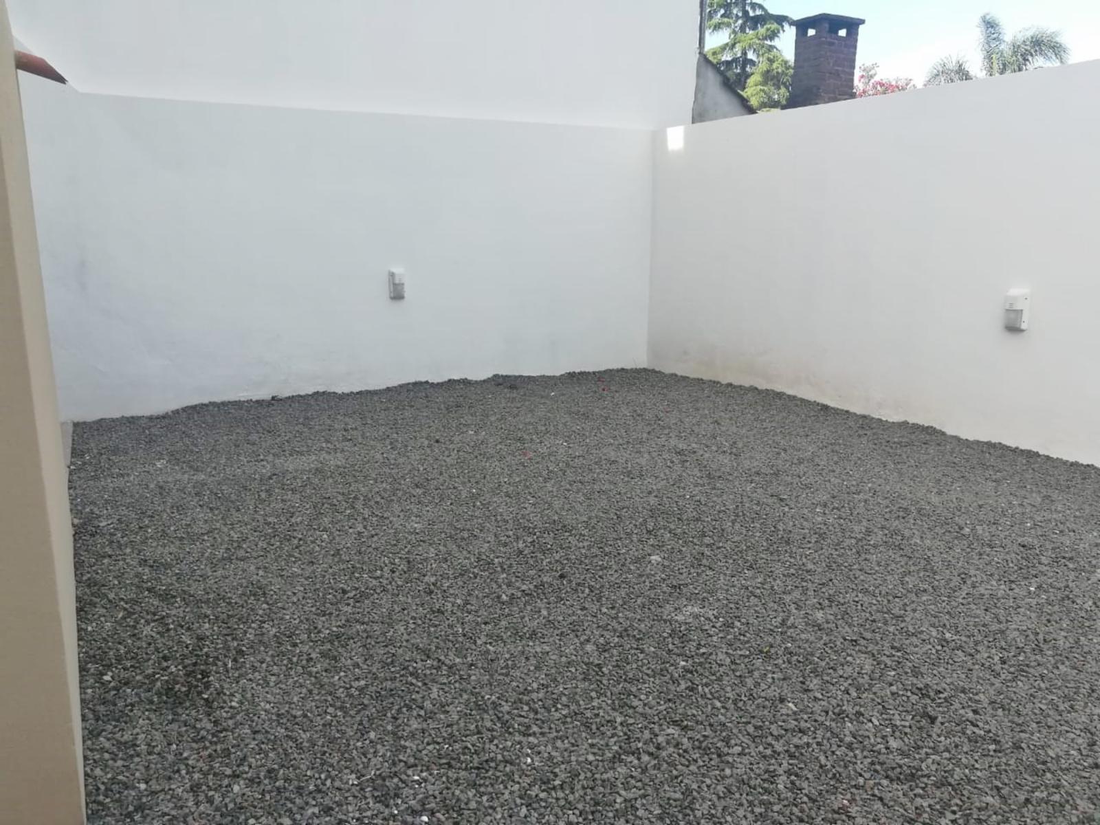 Las Flores 900 · Morón — foto 3