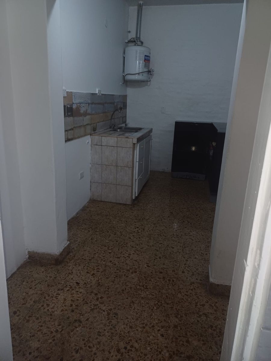 CONCEPCION ARENAL 2319 · Hurlingham — foto 5
